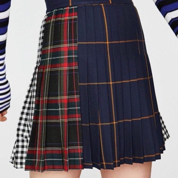 Zara Dresses & Skirts - Zara pleated check mini skirt